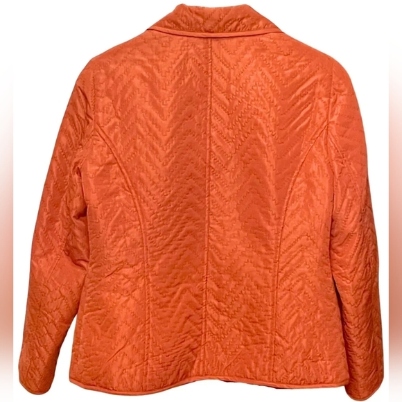 REQUIREMENTS Amber Orange Women’s Lightweight Jacket Size M - Picture 2 of 6